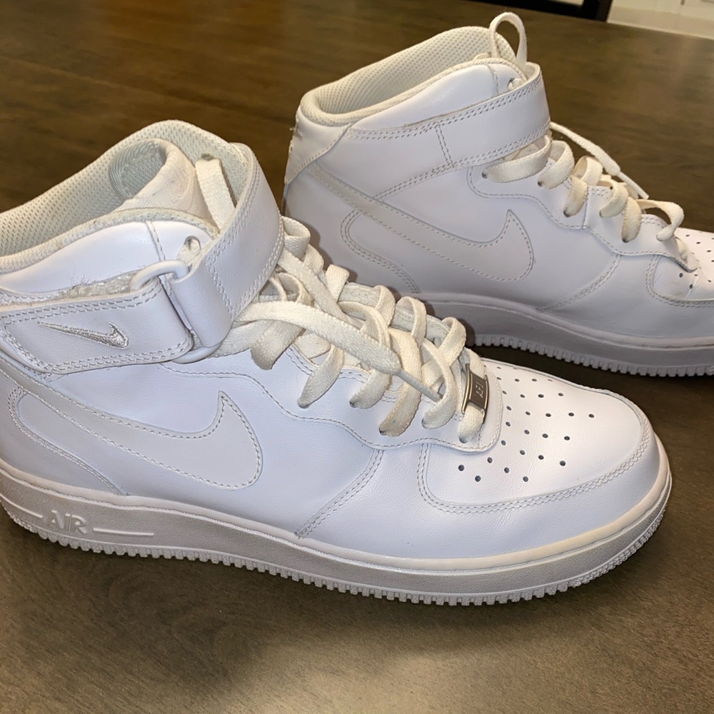 Nike high-top Air Forces